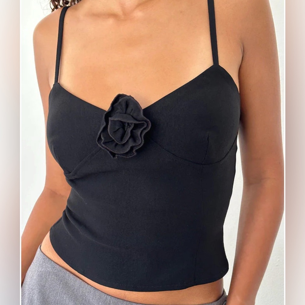 Motel Rocks Indus Cami Top In Rosette Black